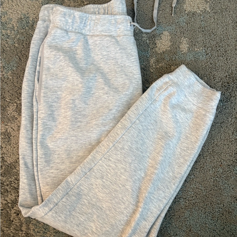 Travis Mathew sweat set